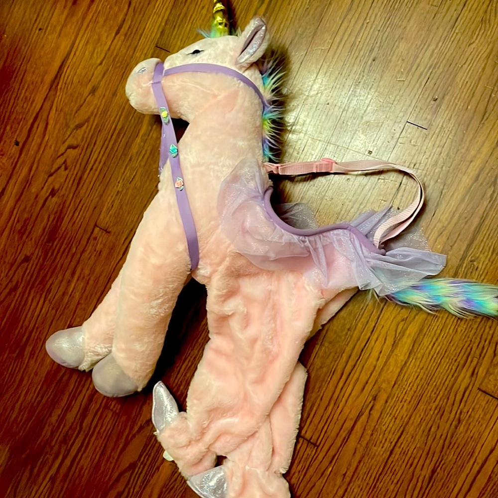 like new unicorn costume size 2/4